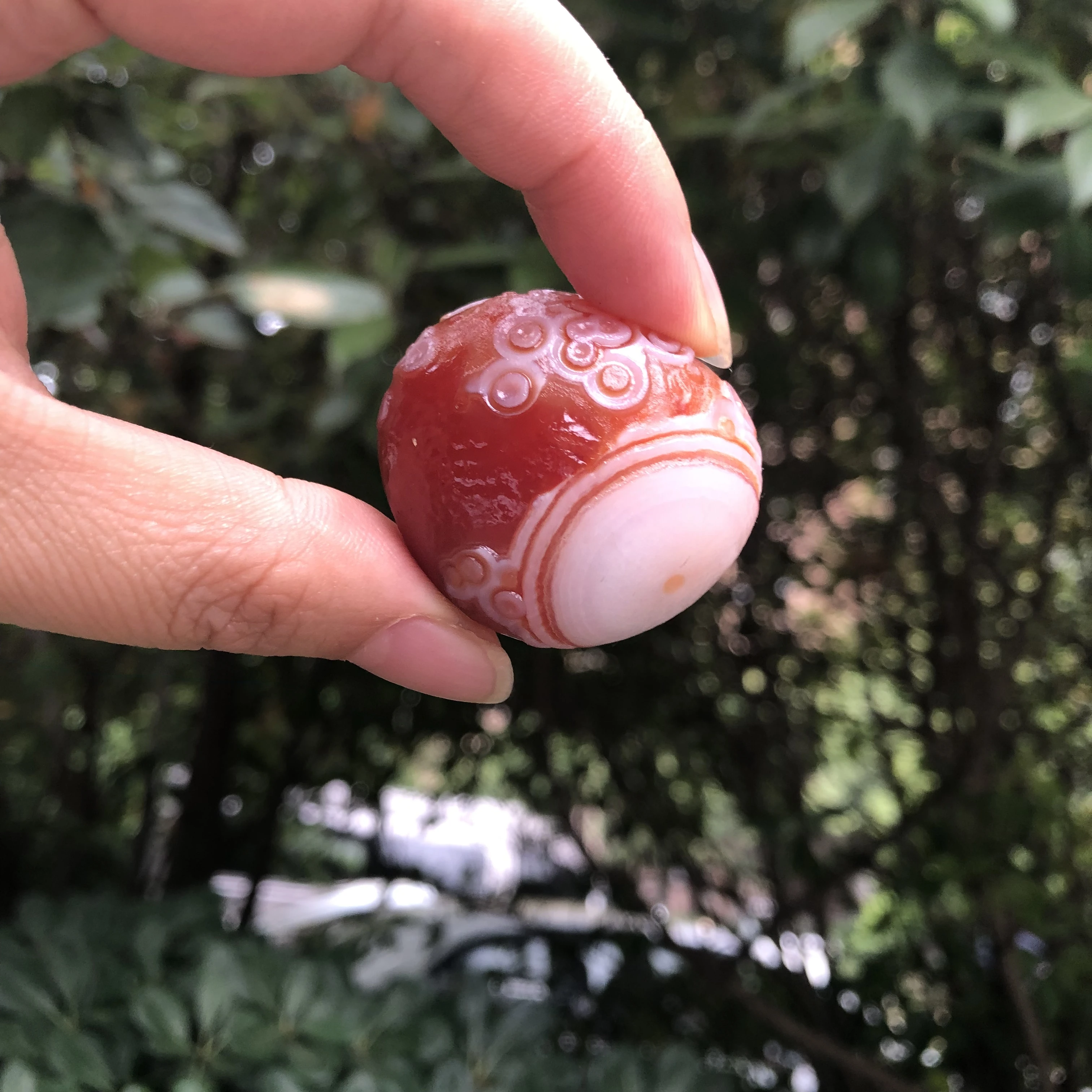 40G/3.66*3.28*2.43CM A Fine Natural Outer Mongolian Gobi Eye With An Orange-Red Gemstone Eye Texture Is Clearly Visible