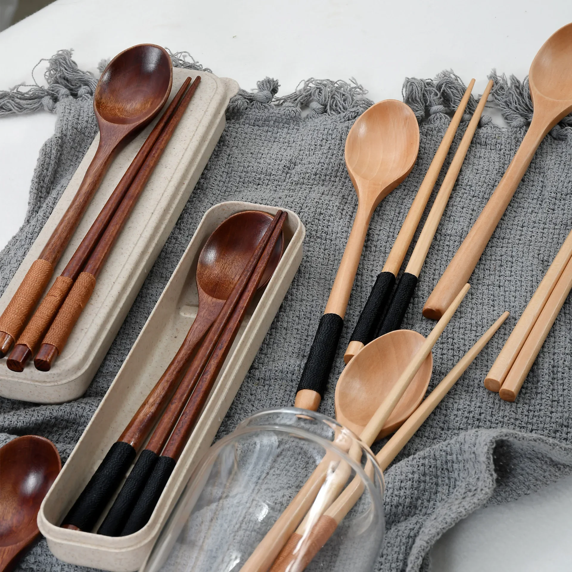 

Wooden Chopsticks Spoon Japanese Tableware Set Natural Wood Dinnerware Set Reusable Sushi Chopsticks Kitchen Cutlery Set