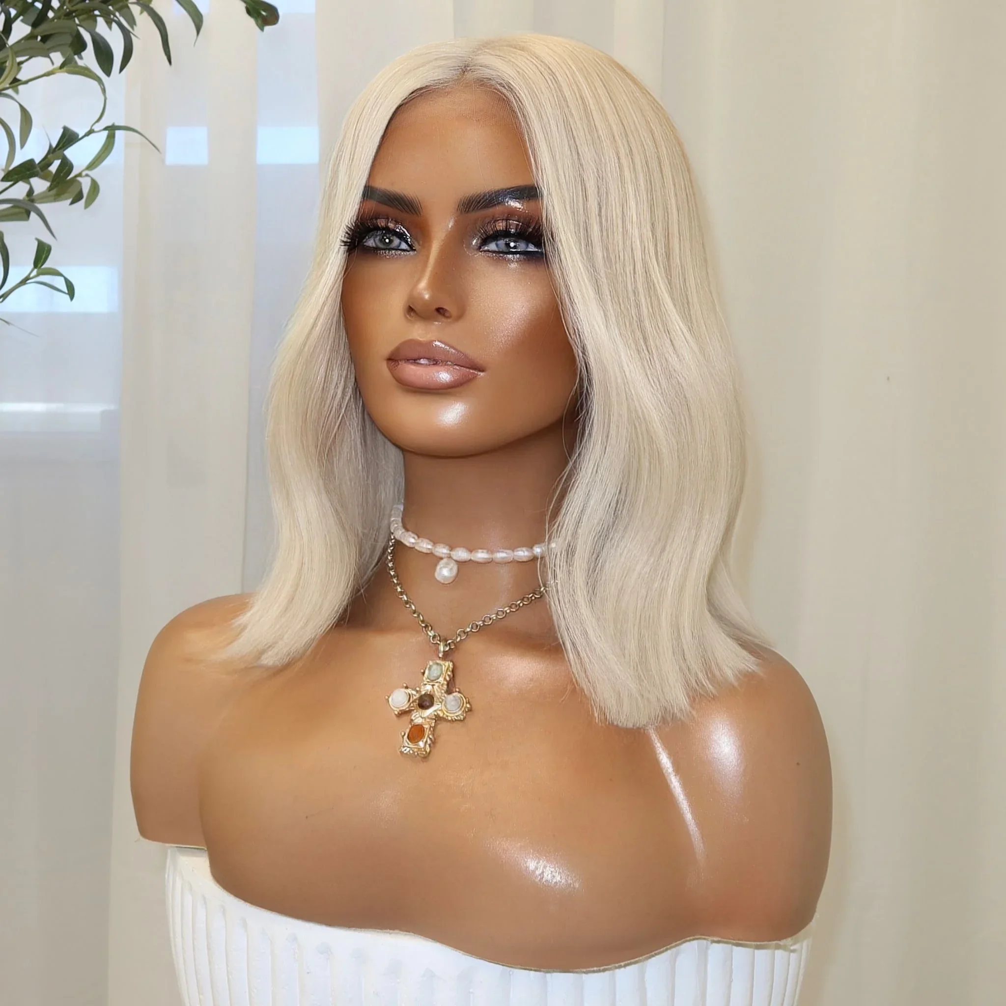Short Bob White Platinum Blonde Wave Synthetic Hair Wigs for Women Easy Wear Glueless High Quality Transparent Lace Front Wigs
