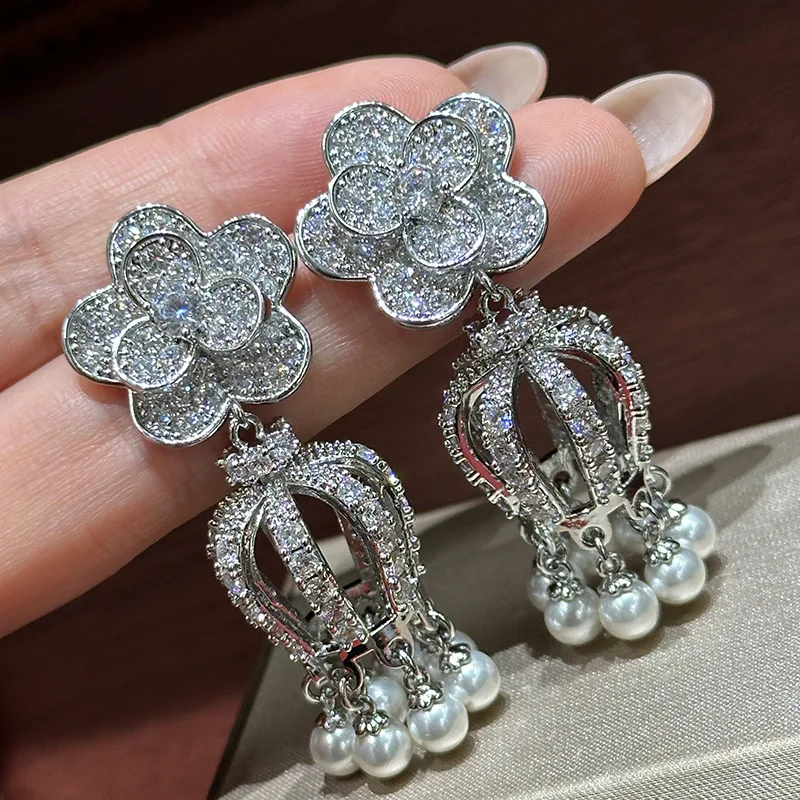 Women Vintage Three-dimensional Flower Bell Pearl Tassel Earrings 2024