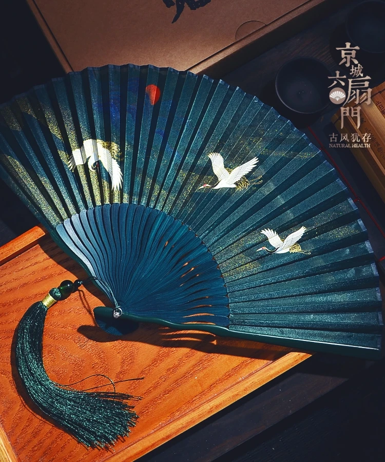 Wedding Fans Hand Fan Portable Portable Folding Fan Summer Home Daily Use Manual Fan Antique Crane Painting Crafts Ancient Fan