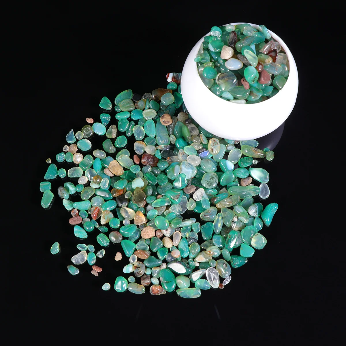 

Natural Degaussing Crystal Stone Green Agate 500g Decorative Pebbles for Landscaping Fish Tank Indoor Outdoor Use
