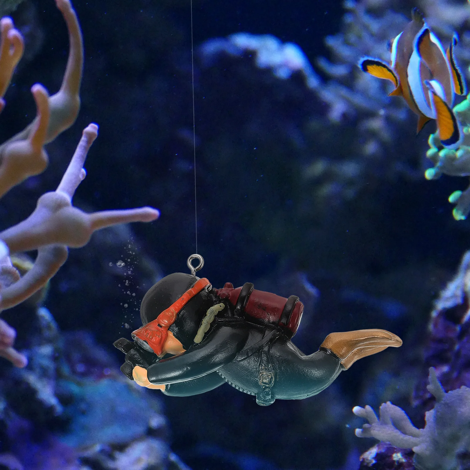 

Simulation Diver Model Fish Tank Decor Realistic PVC Aquarium nament Black Color Long Lasting Safe Workmanship Pet Supplies