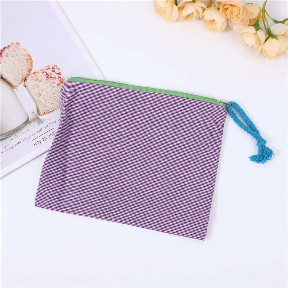 Korean Classic Small Grid Cosmetics Zipper Style Contrasting Color Change Mobile Phone Stationery Bag Convenient Storage Bag.
