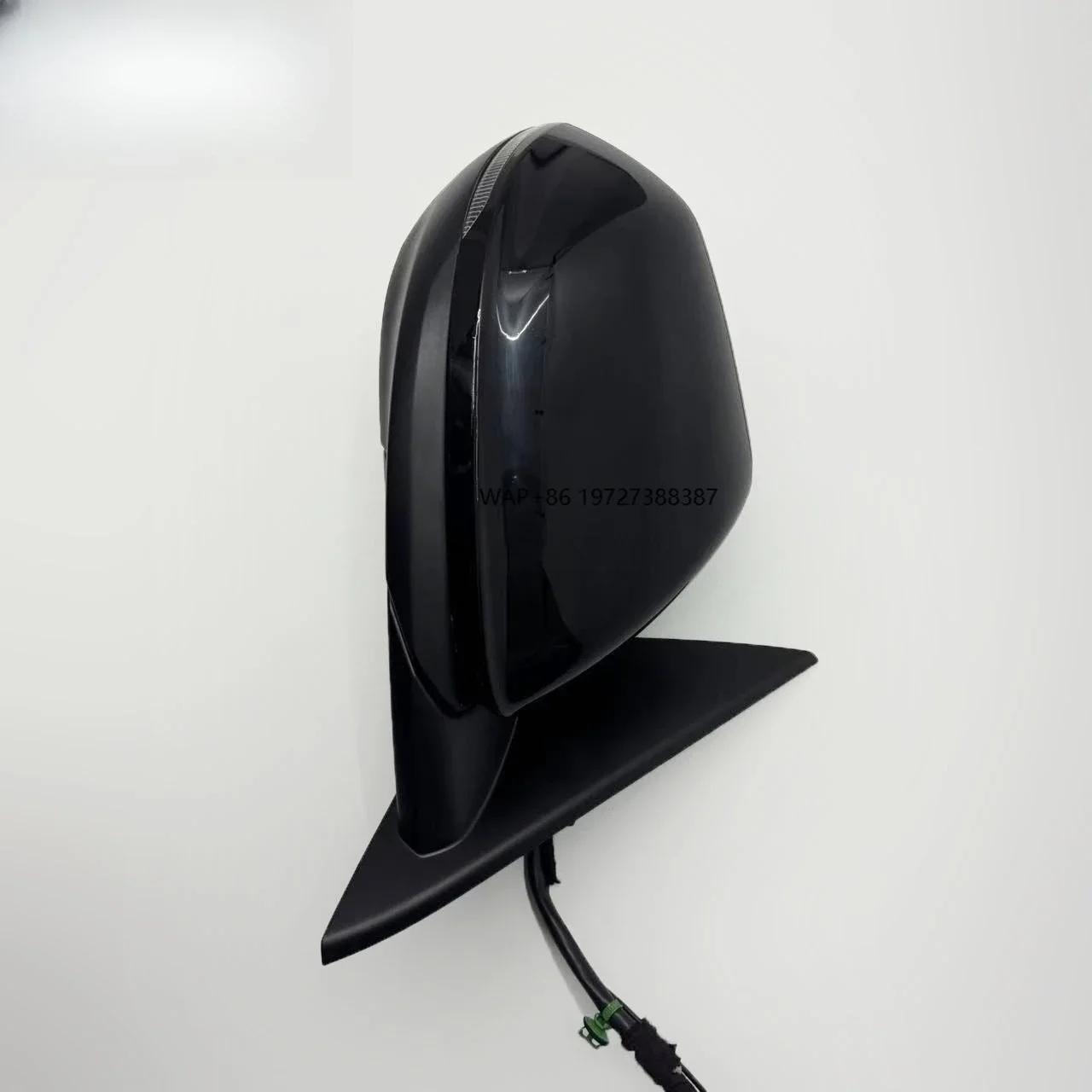 

Applicable to Q8 Rearview Mirror, Side Mirror Folding Heating and Turn signal 2018 - 2025