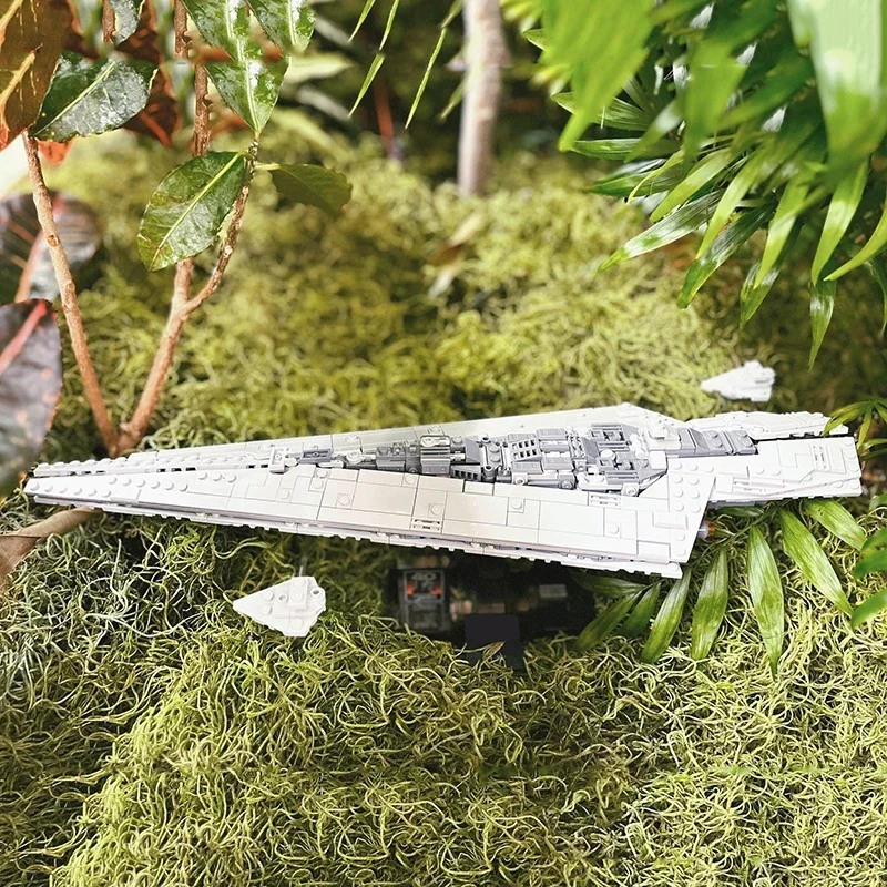 Thumbnail 2 - #33 Most Reviewed Toy Spaceships