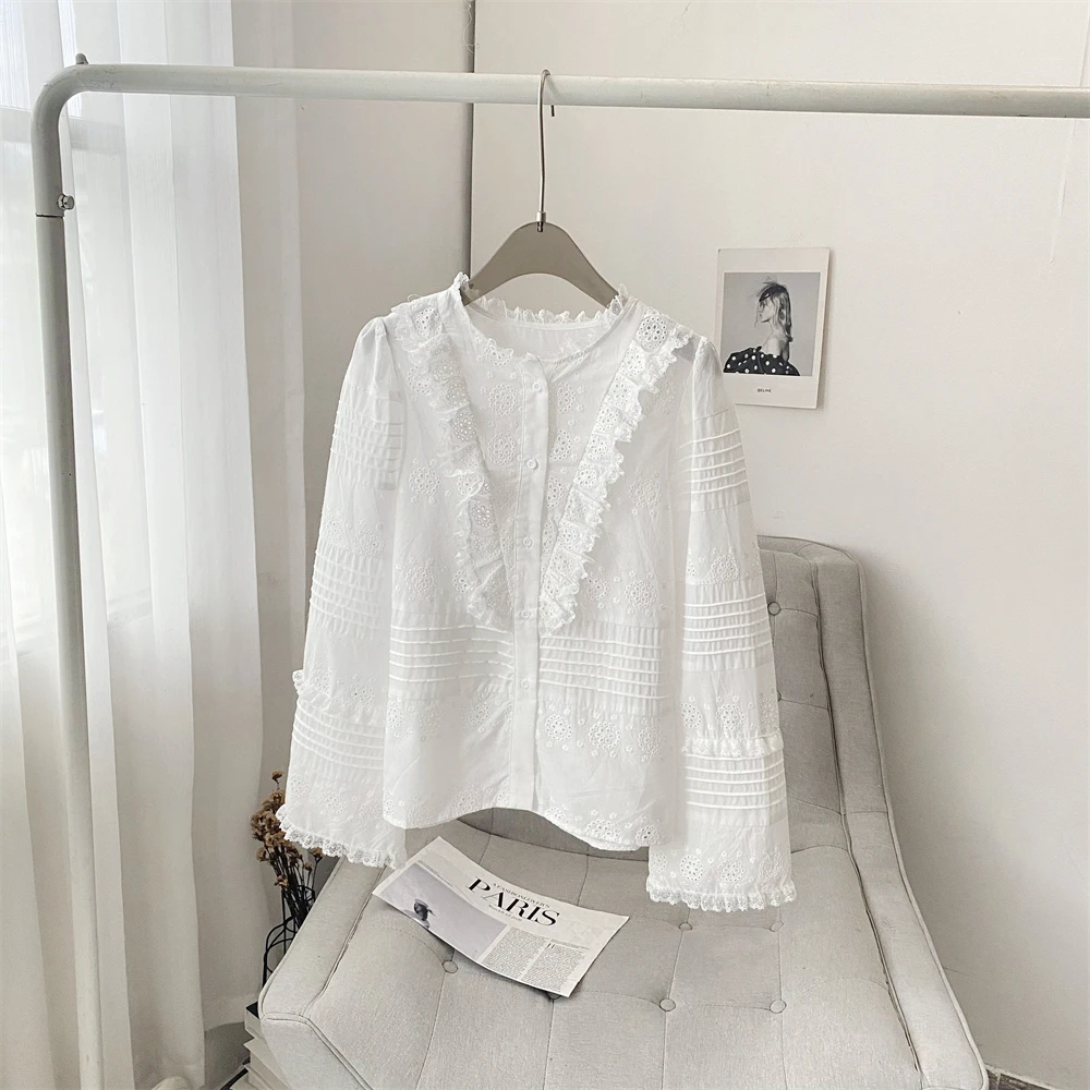 Blus Renda Putih Wanita 2026 M - Embroidery Eyelet ulasan dan harga