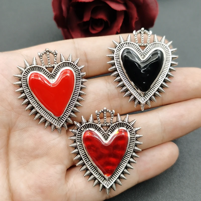 

4pcs Spiked Sacred Heart Gothic Dangle Enamel Crown Thorns Heart Dangle DIY Handmade Jewelry Accessories