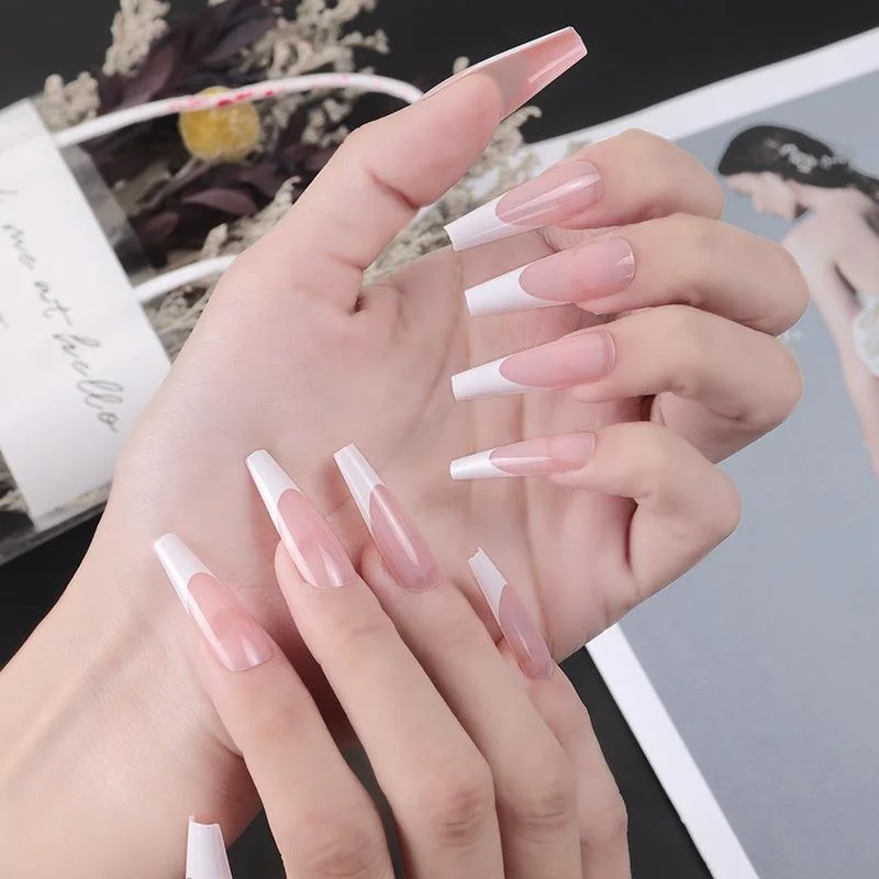 unhas-posticas-longas-estilo-bailarina-redondas-com-ponta-reta-com-perolas-formato-trapezoidal-cor-pura-adesivas-promise-man-cblfs