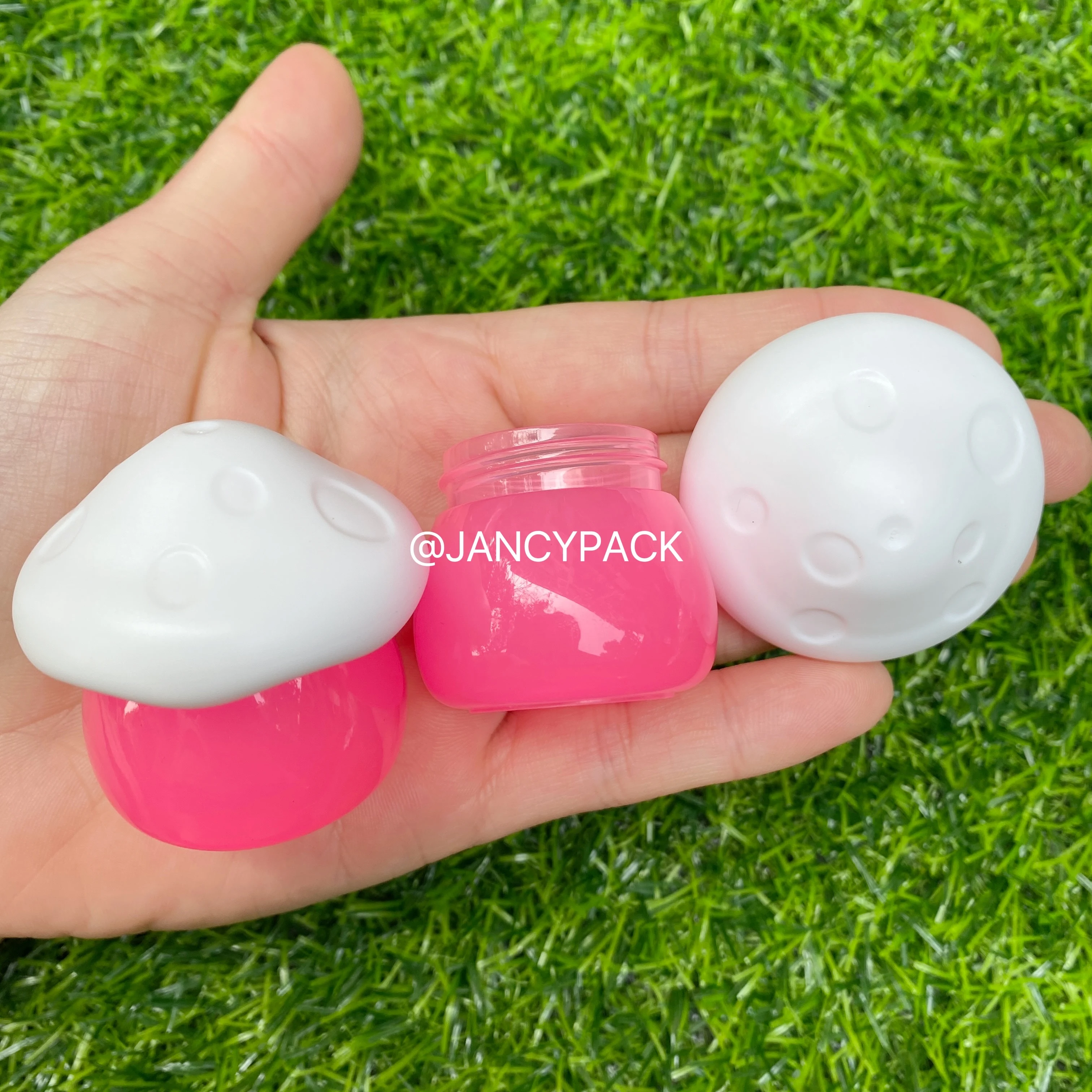 10g mushroom shape cute Plastic Empty Jar Refillable Pots Cosmetic Makeup Face Cream Lip Balm mini Cream Containers