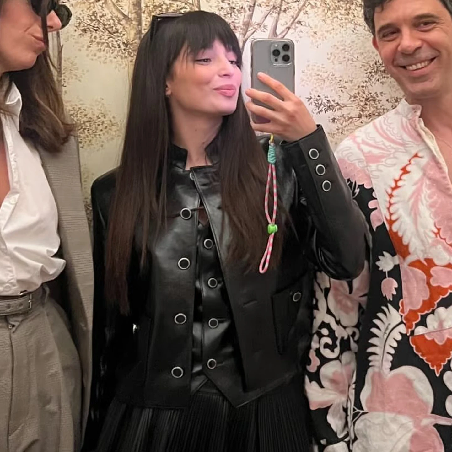 Рисунок 4 - NIGO женская однобортная однобортная