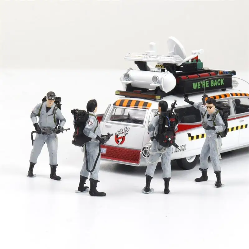 (الطلب المسبق) مجموعة شخصيات DBM 1:64 Ghostbusters 4