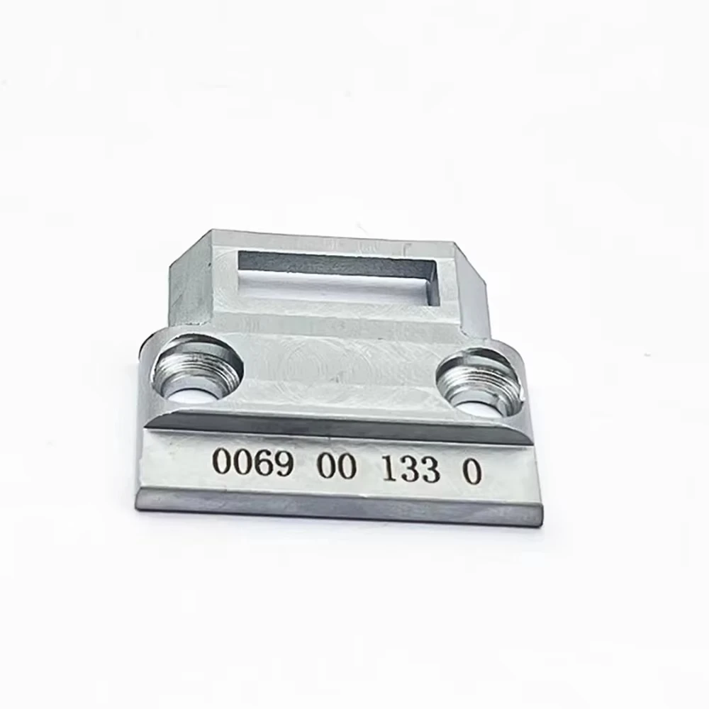 

1 комплект подходит для швейной машины Durkopp Adler 69 KH69R 0069001330 K69201080, горловина и подающая собака