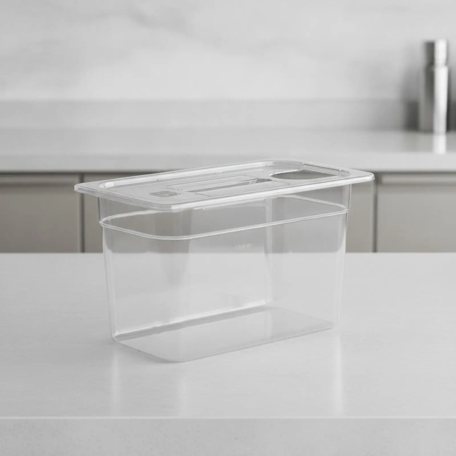 Clear Polycarbonate Sous Vide Container for Slow Cooking Thermal Bath with Lid for Kitchen Countertop Food Prep