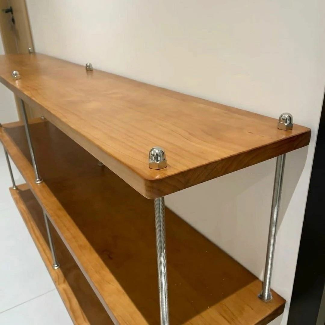 Полка из массива деревянной доски «сделай сам», полка в средневековом стиле, три слоя винтового стержня