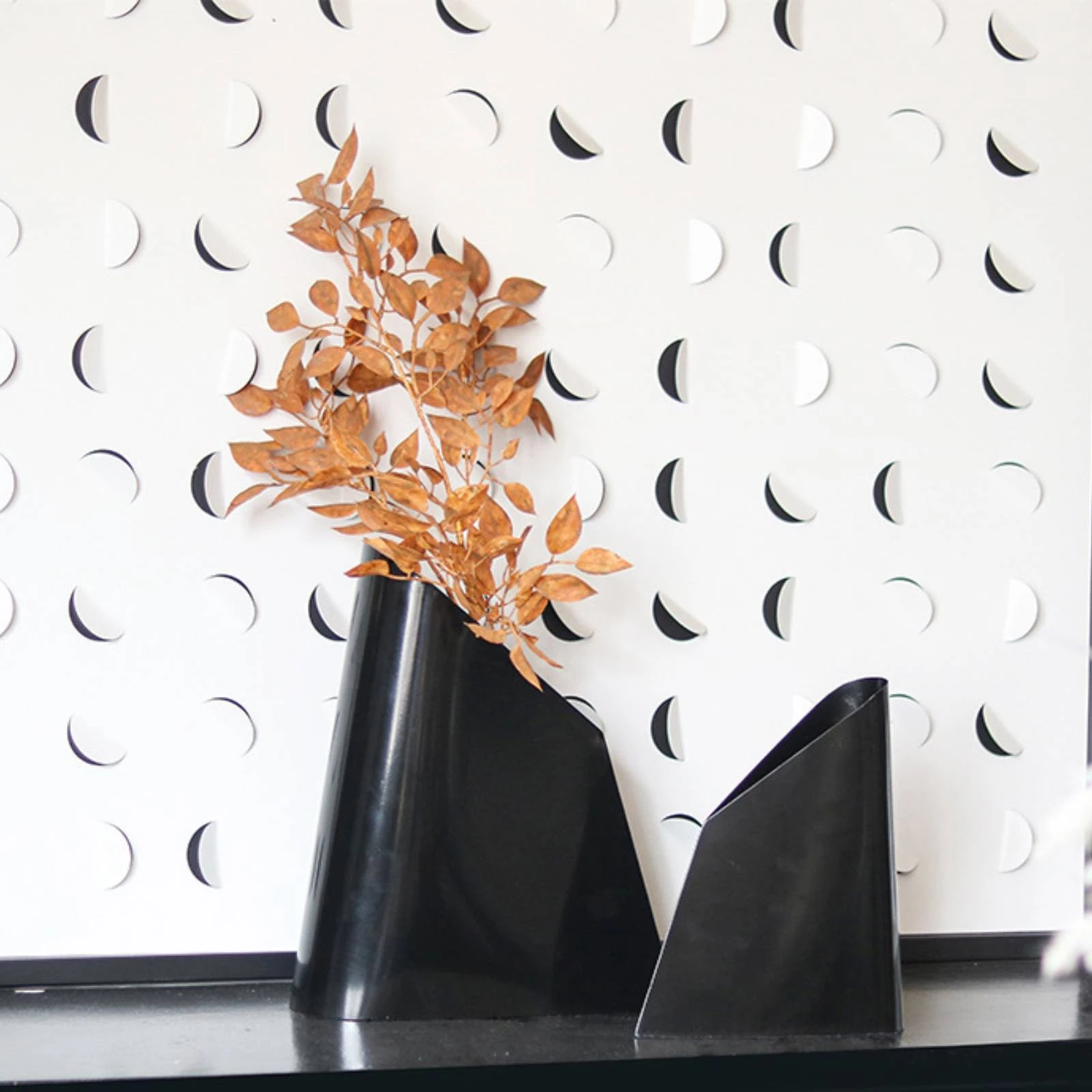 Trapezoid Vase Contemporary Sculptural Vase Sleek Slim for Entryway, Dining Table