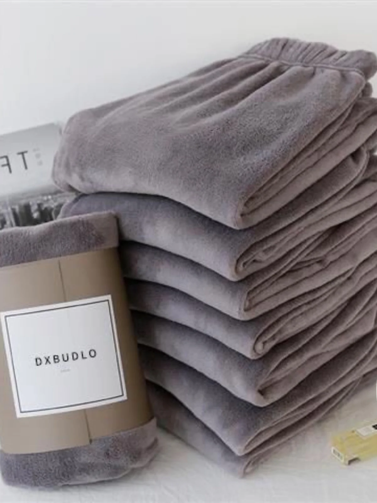 Damskie spodnie dresowe z polaru koralowego z wysokim stanem, asymetryczne, codzienne, do noszenia w domu, ciepłe, odzież wierzchnia, jesień-zima, dla studentek, rozmiar mały.