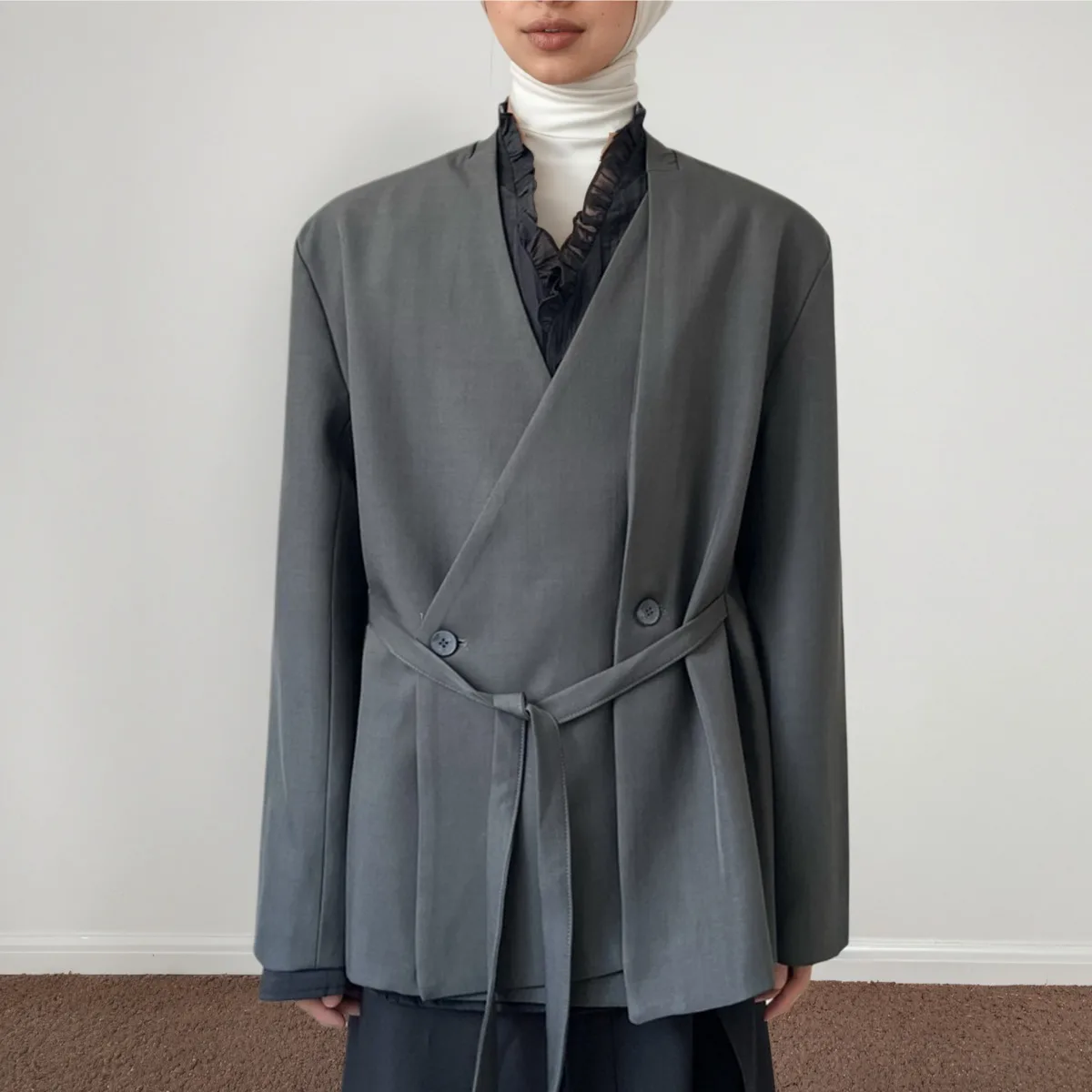 

KWTX Элегантный женский пиджак с поясом, приталенный минималистичный текстурированный драпированный пиджак премиум-класса для офисной работы и повседневной повседневной одежды