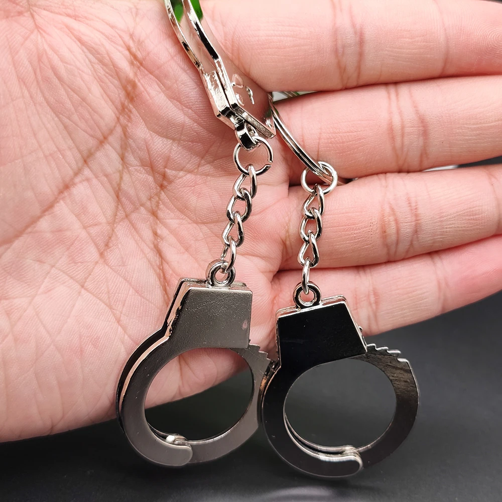 Creative Gift Personality Simulation Double Handcuffs Metal Key Chain Advertising Car Waist Hanging Key Ring Chain Accessory