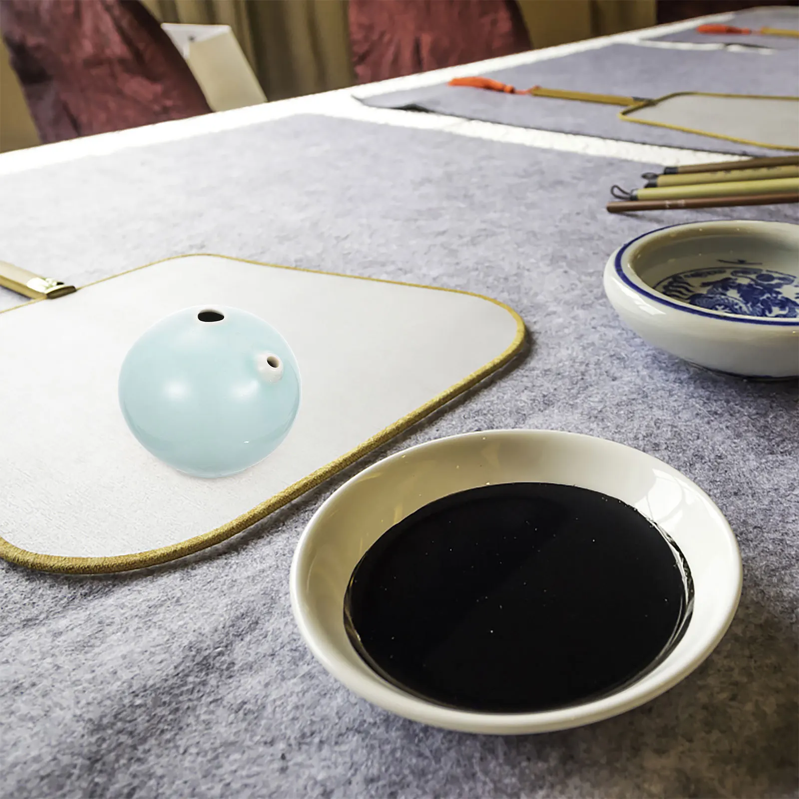 

1Pcs Ceramic Calligraphy Water Dropper Ink Droplet Ink Grinding Accessory Portable Painting Water Container Chinese Calligraphy