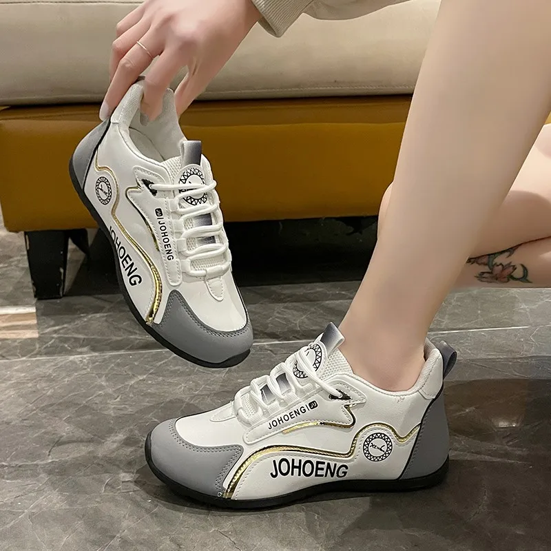 New autumn and winter women's casual sports shoes versatile soft soles old-school shoes high-value shoes