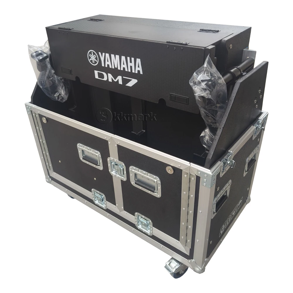 

Hydraulic Easy Lifting 1U Rack Space Flip Mixer Flight Transapotation Road Case For Yamaha TF5 QL5 Console