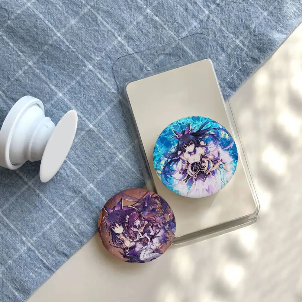 DATE A LIVE Brooches Stylish Ornament Pins Exquisite Round Badge Bag Accessories Jewelry Gifts