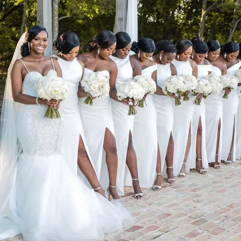 

Customized African Spaghetti Mermaid Wedding Dresses Plus Size Lace Applique Robes De Mariée Beaded Backless Wedding Gowns