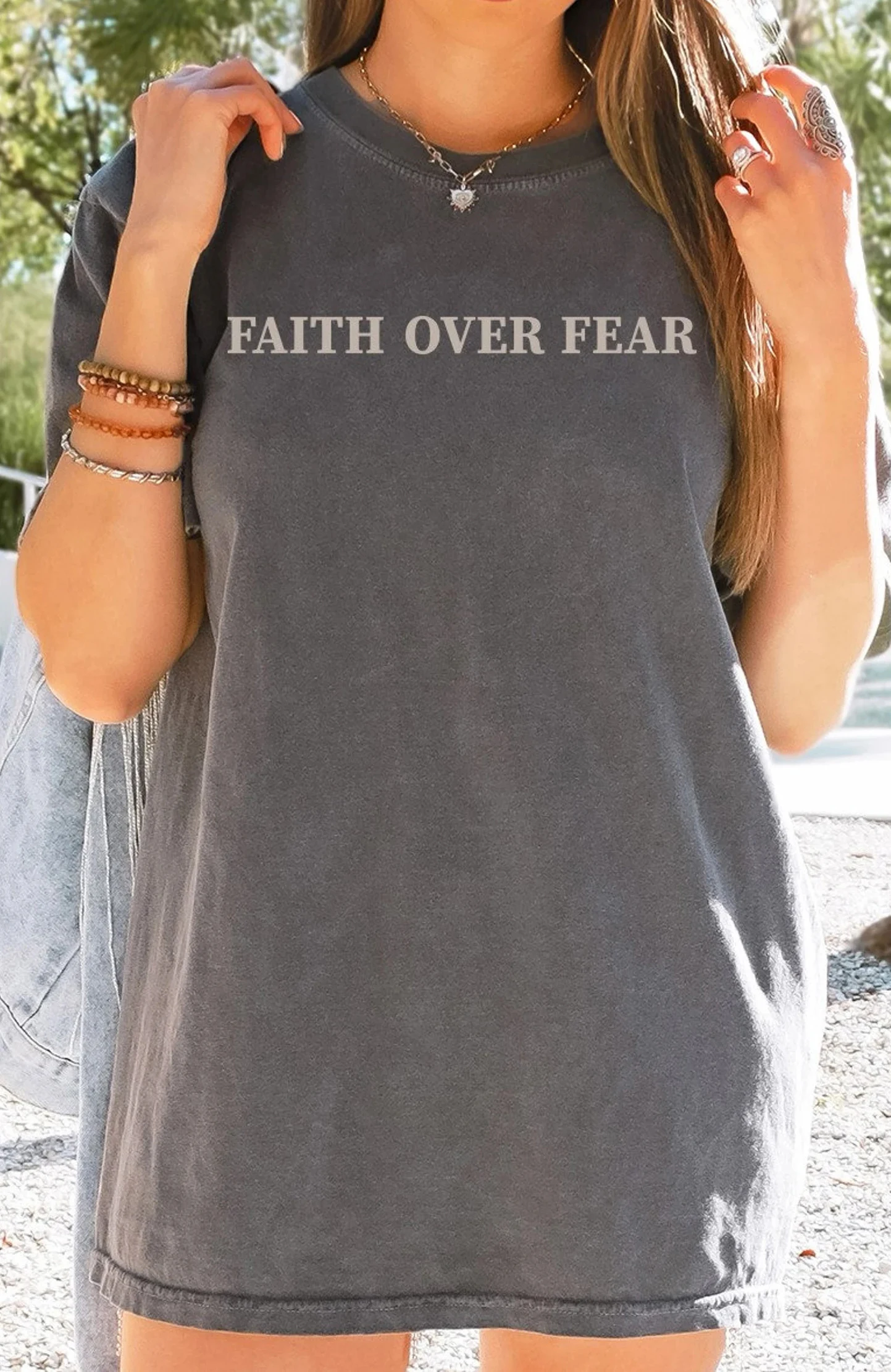 Faith Over Fear Christian Oversized T-Shirt The Lord is on my side Loose Tee Women Trendy Casual cotton Aesthetic Top