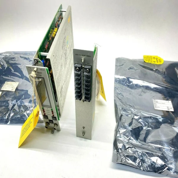 

330020-03-01-00-00-00 Двойной упорный модуль с 81544-01 Совершенно новый оригинальный точечный модуль Plc