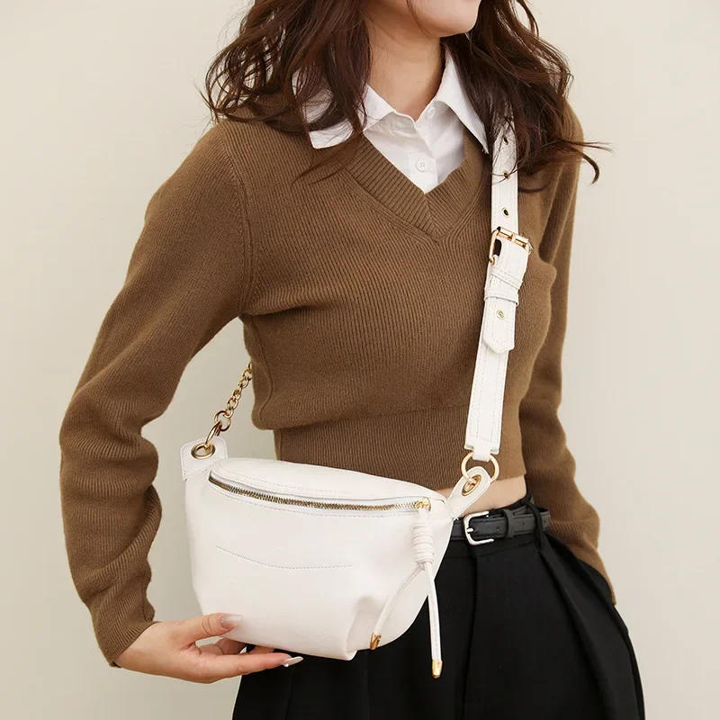 

Women's Chain Crossbody Bag - Convertible Chest Purse & Stylish Fanny Pack, Multi-Functional Mini Waist Bag for Trendy Daily Use