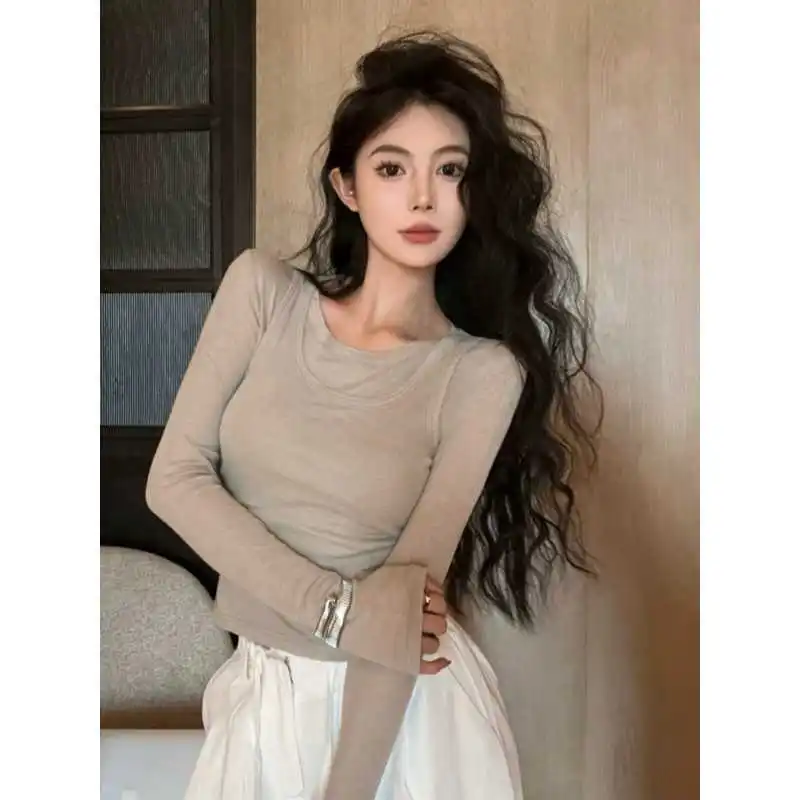 سليم تي شيرت بأكمام طويلة سترة قطعتين مجموعة المرأة قاعدة طبقة ملابس خارجية أعلى الألياف الغنائية محبوك الجولة الرقبة لون نقي