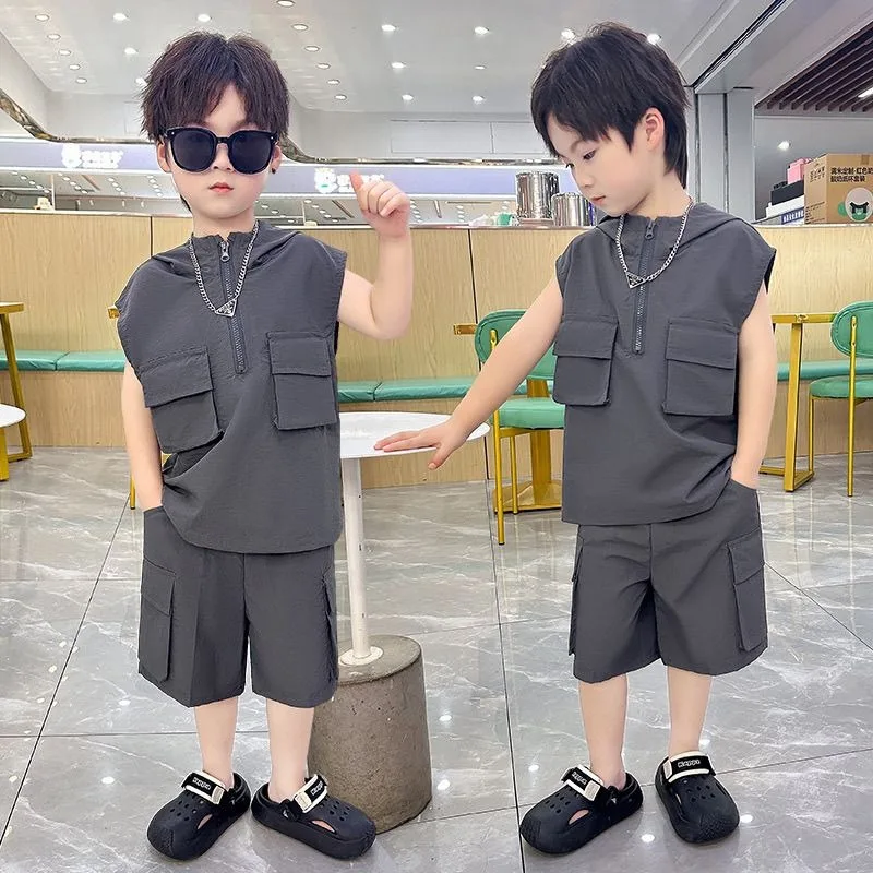2025 New Summer Boys Mid-Small Two-Piece Outfit - Stylish Hooded Short Sleeve Top & Shorts Chic Set
