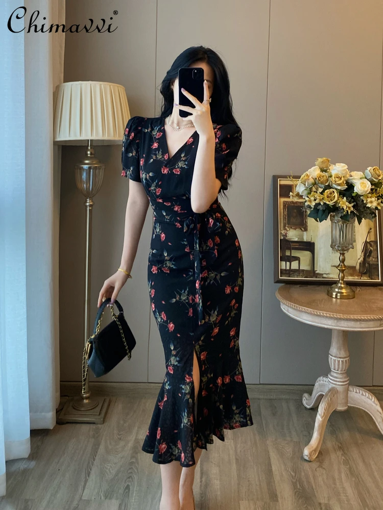 

2024 Summer Dress Women French Retro Hepburn Style Floral Print V-neck Puff Sleeve High Waist Slim Fit Black Fishtail Long Dress