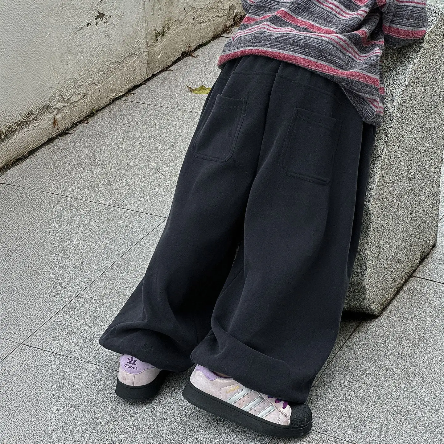 ملابس أطفال فضفاضة متعددة الاستخدامات على الطراز الكوري سراويل رياضية جديدة لخريف وشتاء 2025 للأولاد سراويل محبوكة من الصوف غير رسمية عصرية #2