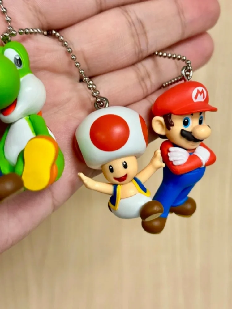 Nouveau Bandai Original Shokugan Super Mario Luigi Yoshi crapaud Mini Anime Figure porte-clés à collectionner pendentif à breloque étui décor cadeau