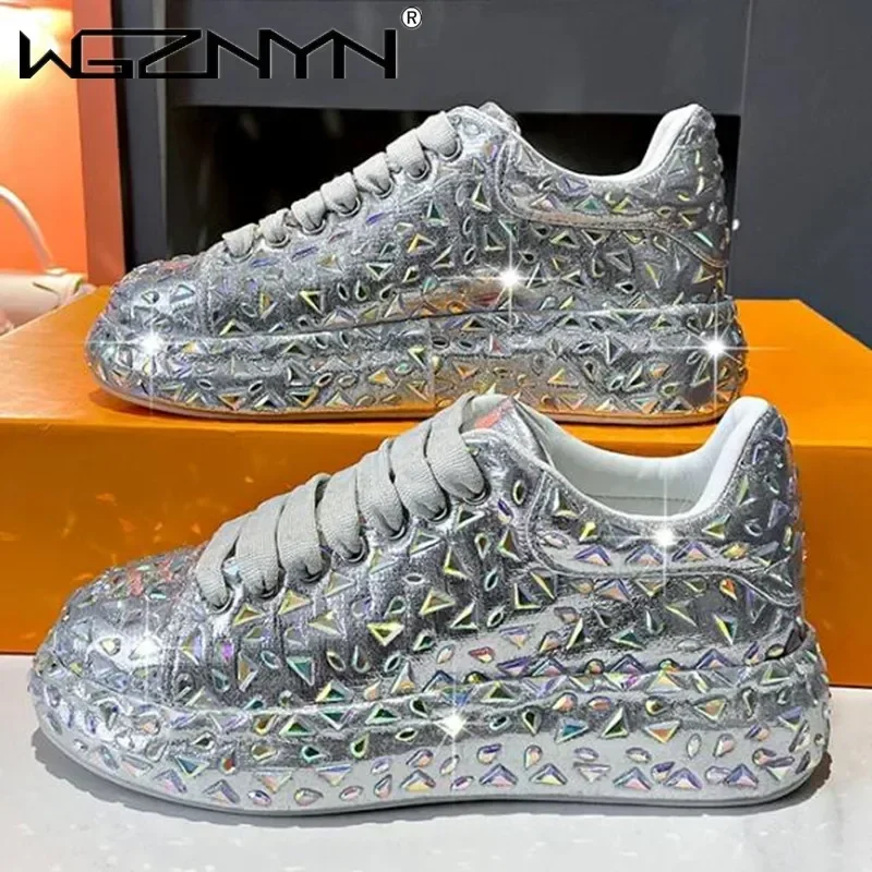 

Высочайшее качество 5 см блестящие кроссовки на платформе со стразами женская новая дизайнерская обувь для женщин удобная женская обувь блестящие массивные кроссовки