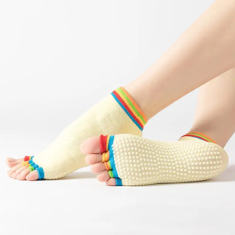 

Wholesale Ankle Sport Open Toe Cotton Running Socks Grip Anti Slip Yoga Socks for Women