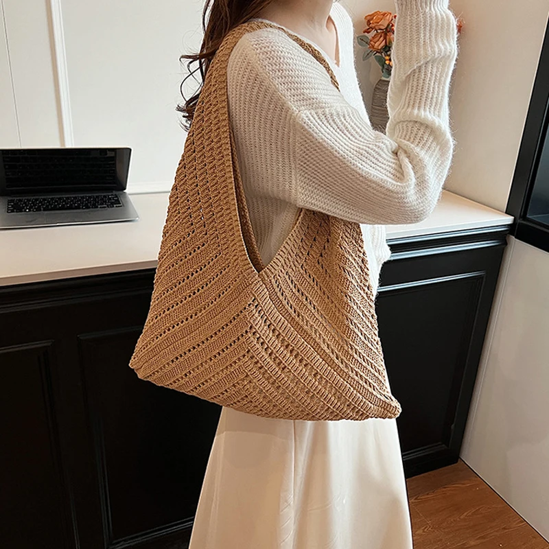 2024 Brand Women Tote Knitting Handbag Triangle Design Summer Woven Beach Bag Lightweight Elegant Portable Shoulder Purse