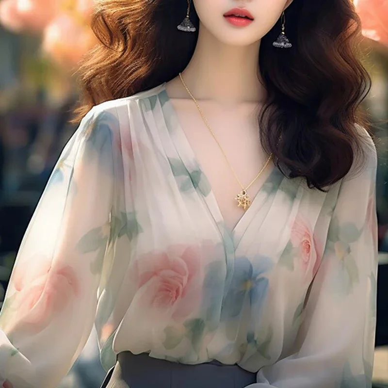 Chiffon Women's Shirt Spring/Summer Vintage Prints Blouses Loose Nine Quarter Women Tops V-necks Fashion Clothing
