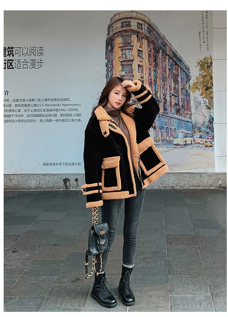 Stand-up collar lamb wool stitching corduroy jacket women winter 2021 new style Korean loose thick short cotton-padded jacket