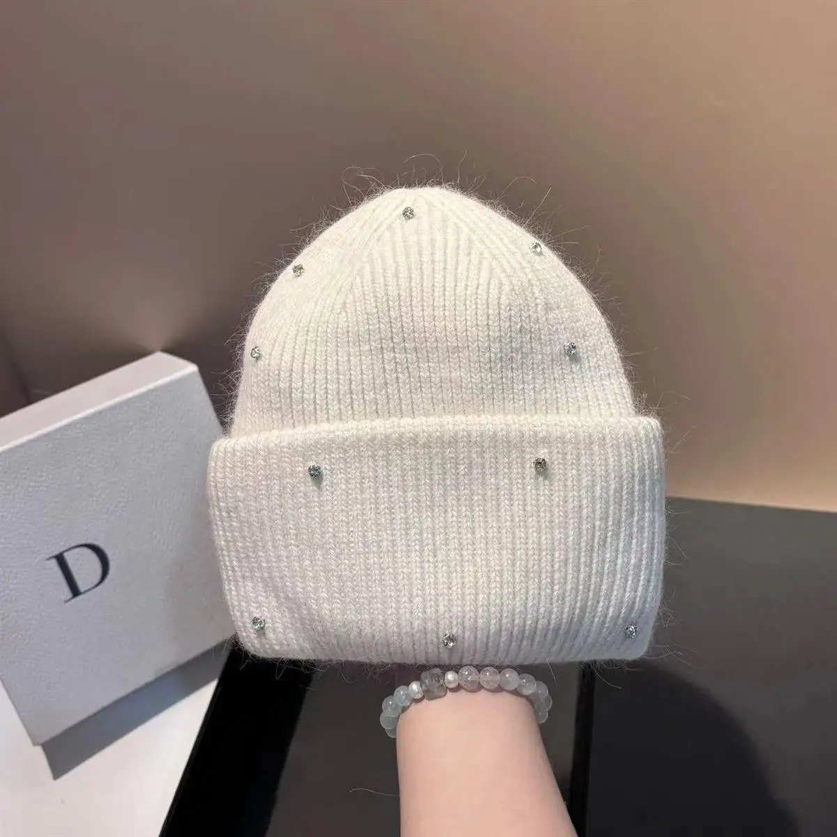 1 Stück Neue Winter-Strickmütze mit Strass, Modische und Warme Kaninchenfell-Ohrenschutzmütze, Doppelt Gefaltete Mütze – Detail 4