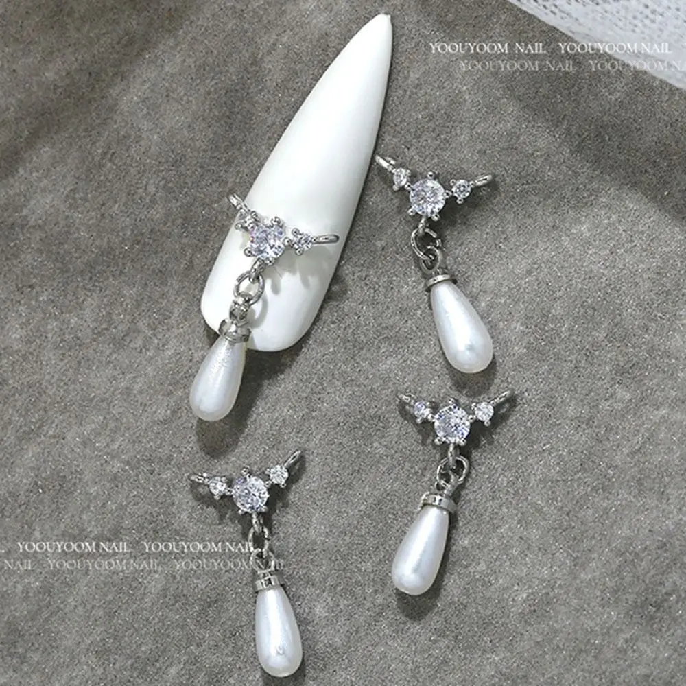 DIY Silber 3D Maniküre Schmuck Nagel Charms Metall Kristall Nagel Strass Schmetterling Mode Nail art Dekoration Frauen