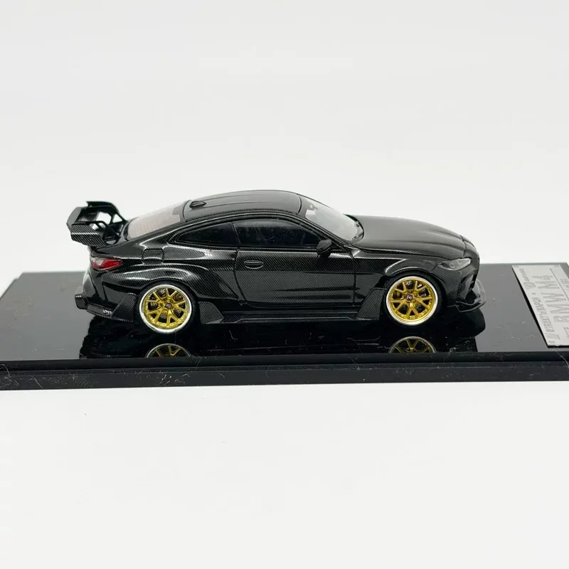 Модель автомобиля SW 1/64 G82 M4 ADRO с широким кузовным обвесом из сплава
