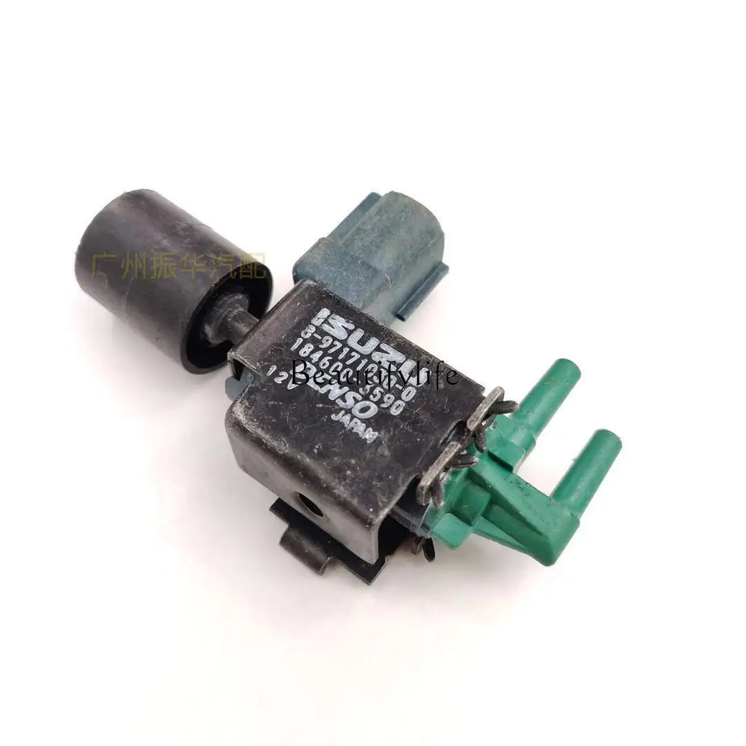 

2 Accessories and PartsJ184600-3590 8-97171030-0 Vacuum solenoid valve Carbon tank solenoid valve