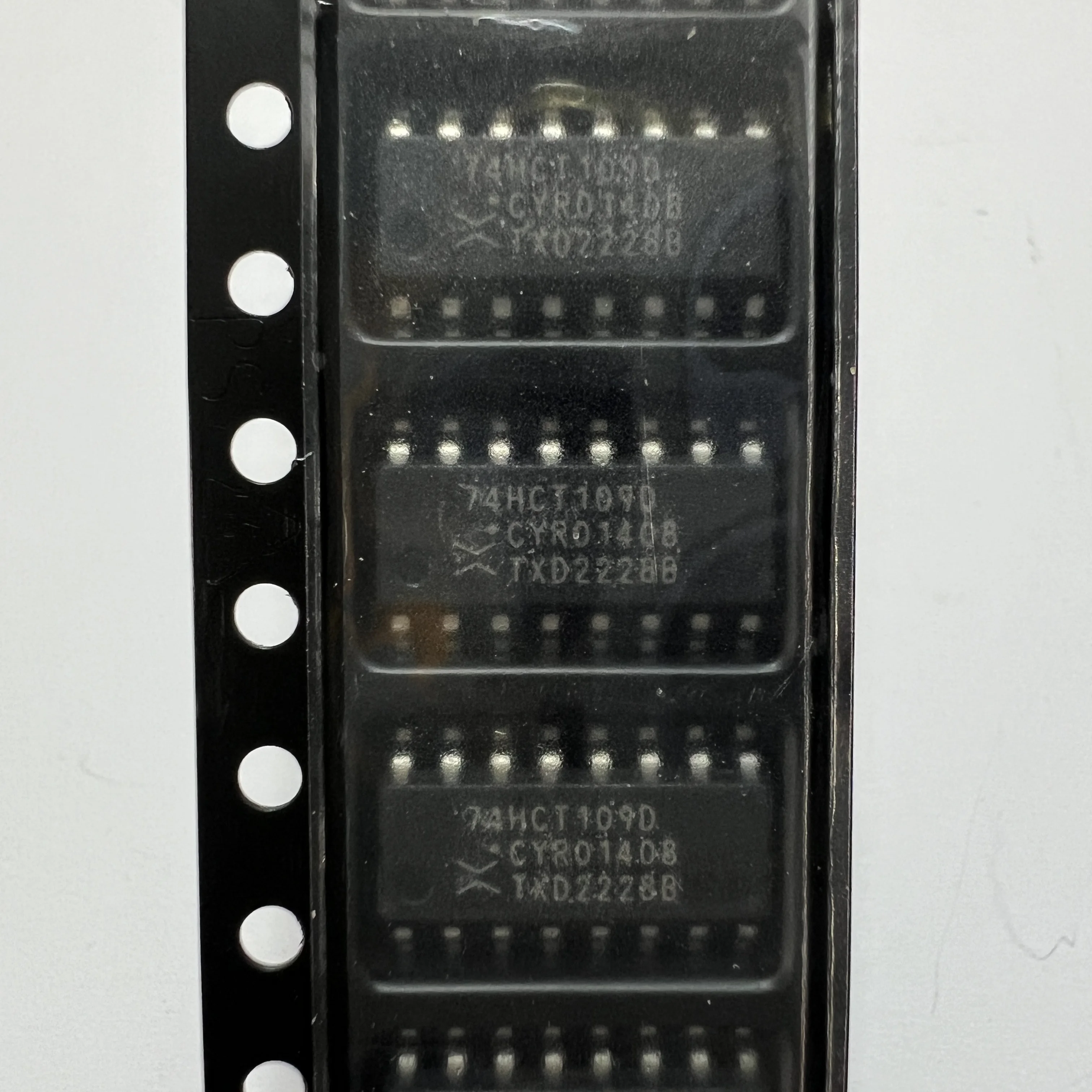 10PCS/LOT(Logic ICs) 74HCT109D,653