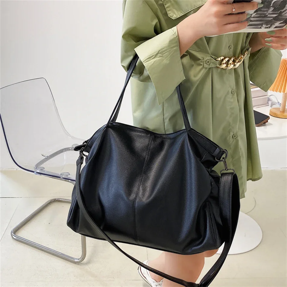 Bolso de hombro grande de piel sintética para mujer, bandolera grande de Color negro, bolso de mano para viaje, 2024