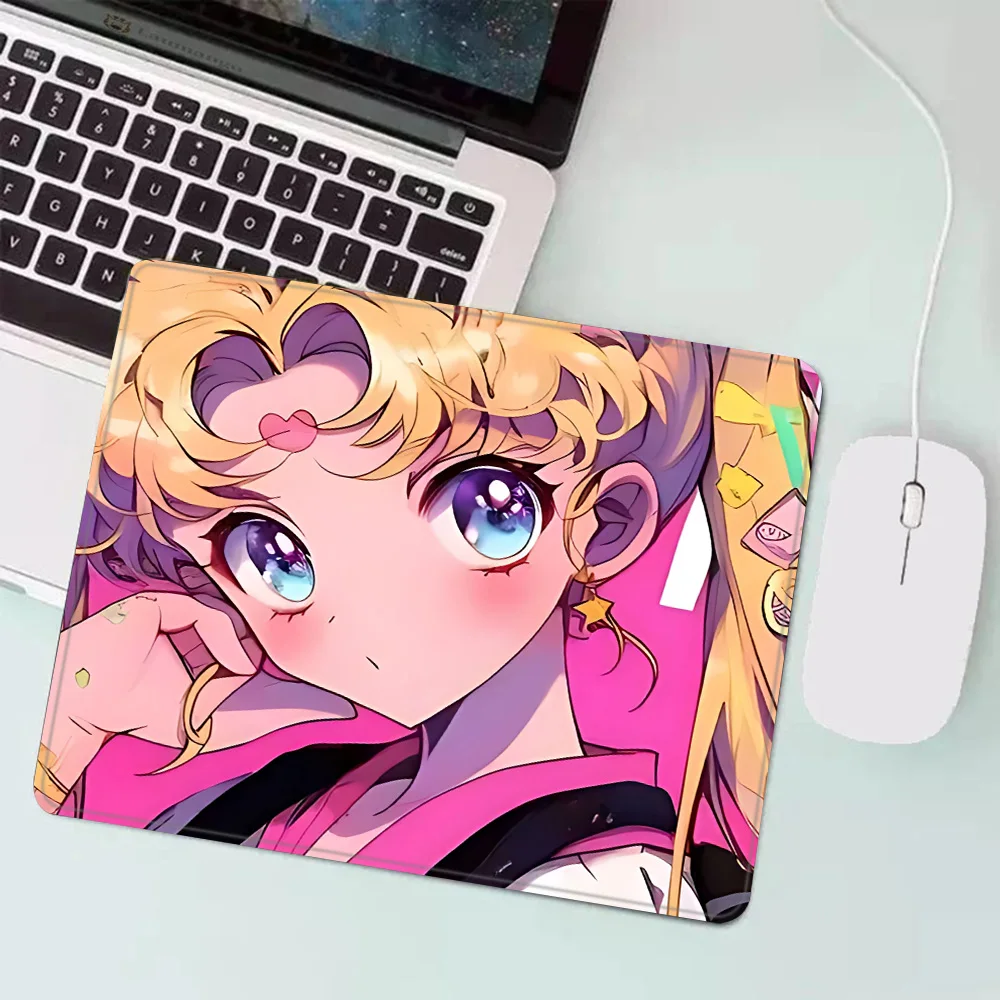 S-Sailor MoonS Gaming Mouse Pad XS Small Mousepad For PC Gamer Desktop Decoration Office Mouse Mat Deskmat Rug
