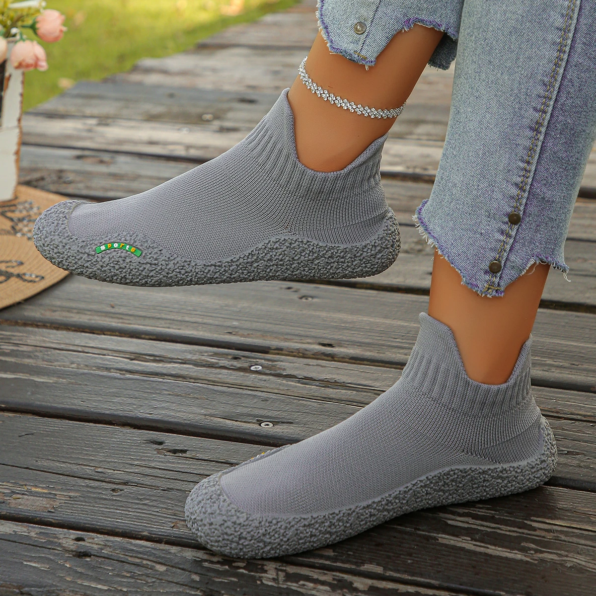 Frühling und Herbst Elegante und Sexy Flache Vulkanisierte Schuhe 2026 Modische Bestseller Neue Bequeme Damenschuhe in Übergrößen – Detail 6
