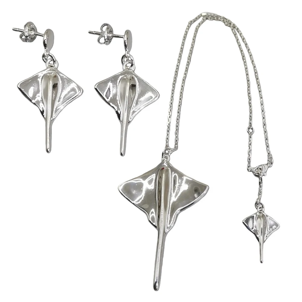 2025 Autumn High Beauty Charm Gold and Silver Manta Ray Earrings Necklace Two Piece Set Women's Accessories Gift
